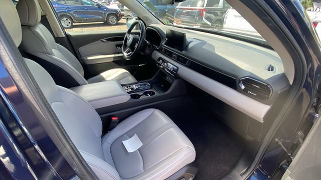 Used 2024 Honda Pilot Touring image 15