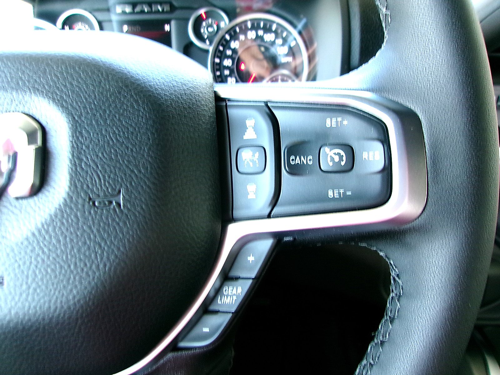 New 2026 RAM 2500 Big Horn AWD/4WD image 7