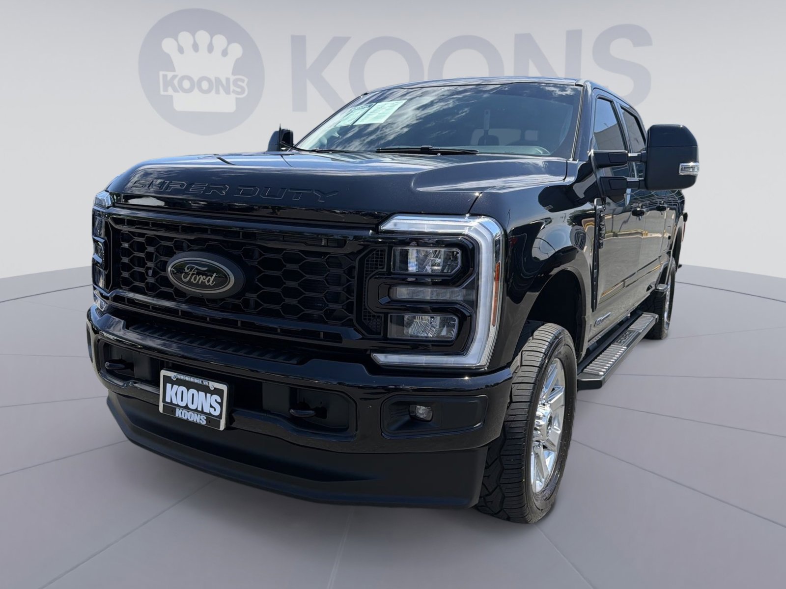 Used 2025 Ford F250 Lariat w/ Black Appearance Package AWD/4WD image 1