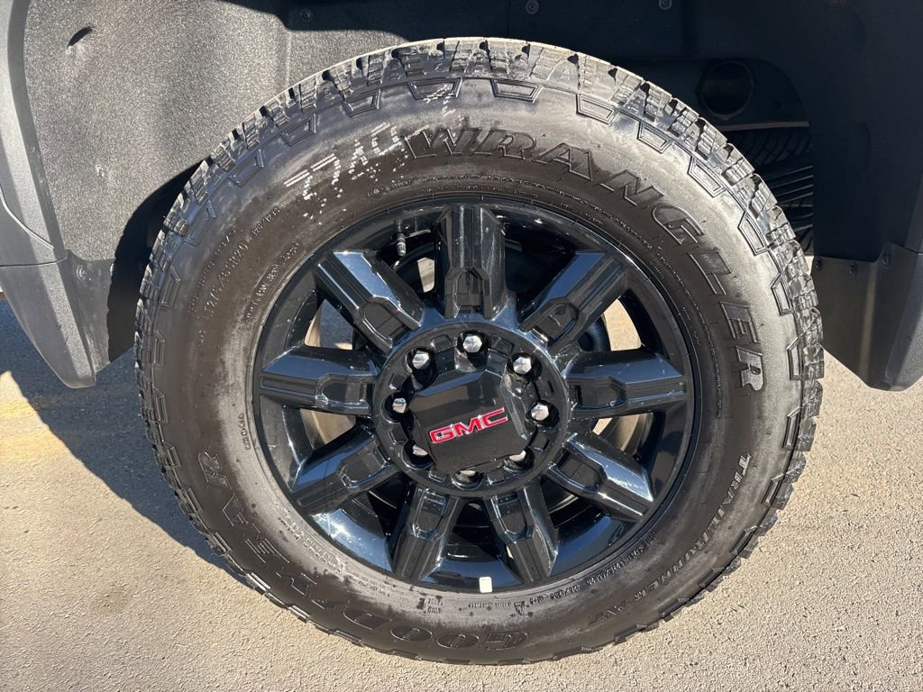 New 2026 GMC Sierra 2500 AT4 w/ AT4 Premium Plus Package image 35