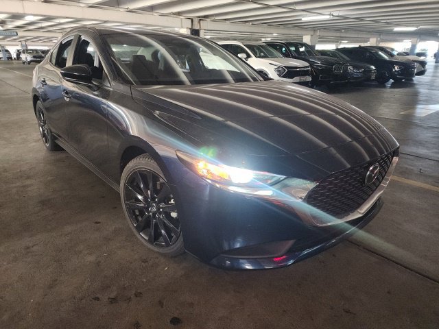 Used 2025 MAZDA MAZDA3 s FWD image 1