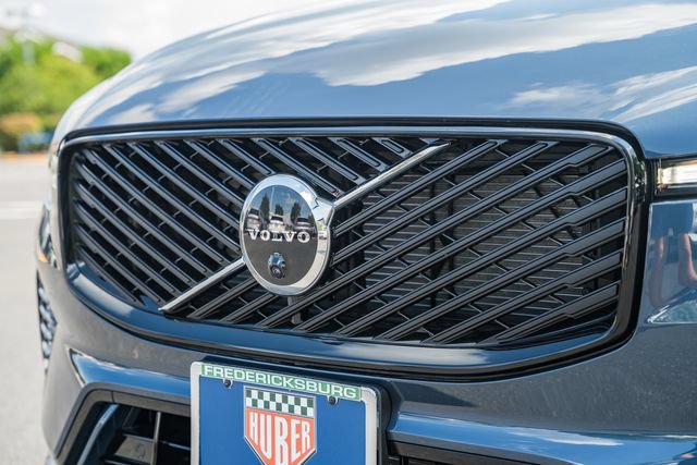 New 2026 Volvo XC60 B5 Ultra w/ Protection Package Premier AWD/4WD image 12