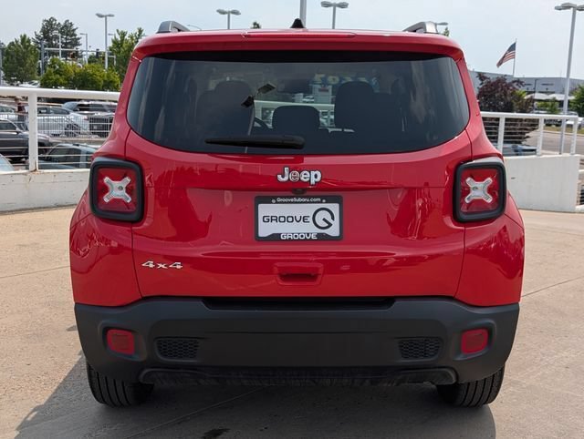 Used 2023 Jeep Renegade Latitude w/ Premium Group AWD/4WD image 4