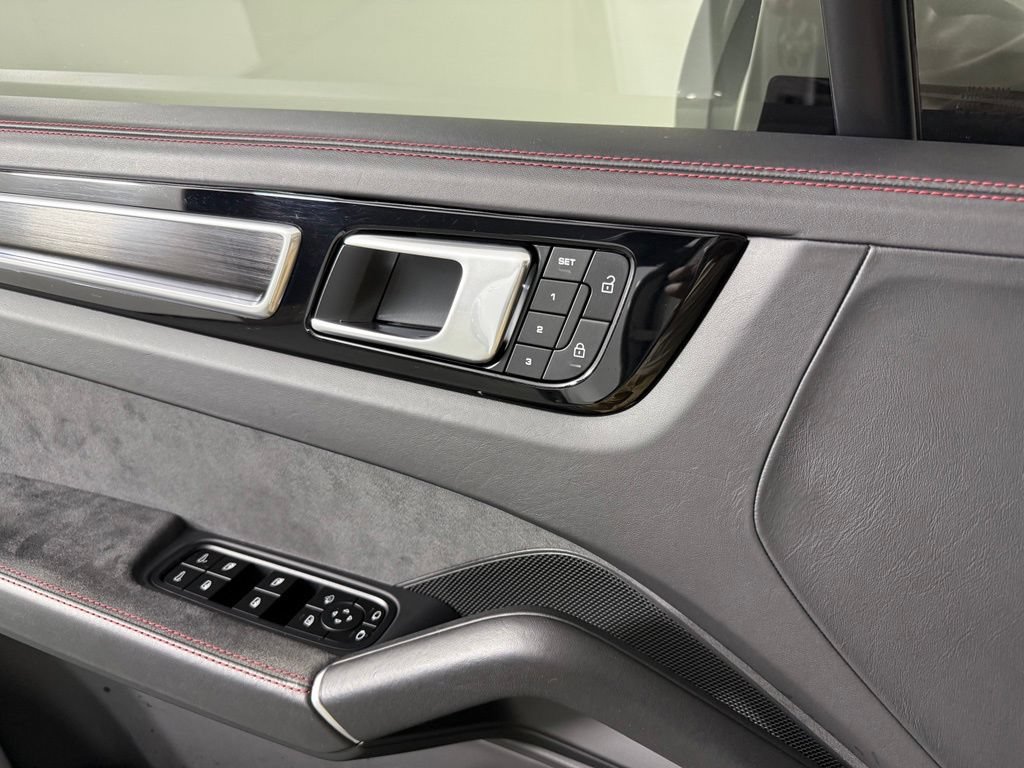 Certified 2023 Porsche Cayenne GTS AWD/4WD image 20