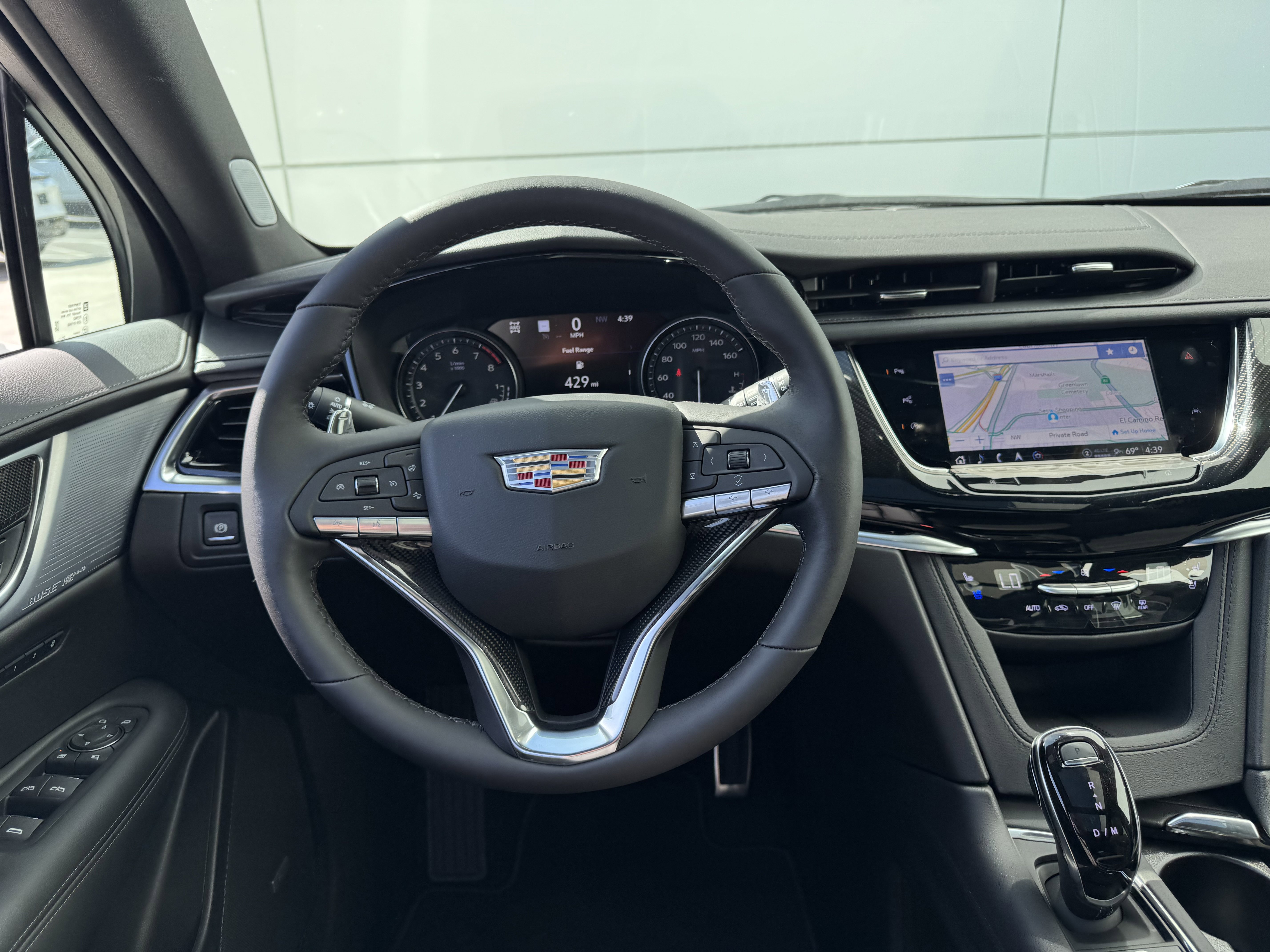 New 2025 Cadillac XT6 Sport w/ Technology Package image 18