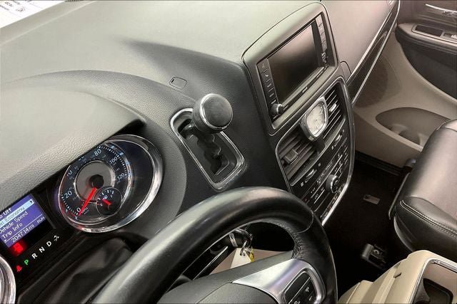 Used 2012 Chrysler Town & Country Touring w/ Entertainment Group #1 image 15