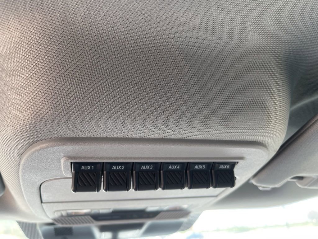 New 2025 Ford F600 4x4 Regular Cab Super Duty w/ XL Chrome Package image 15