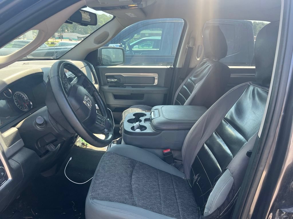 Used 2017 RAM 1500 Big Horn AWD/4WD image 2