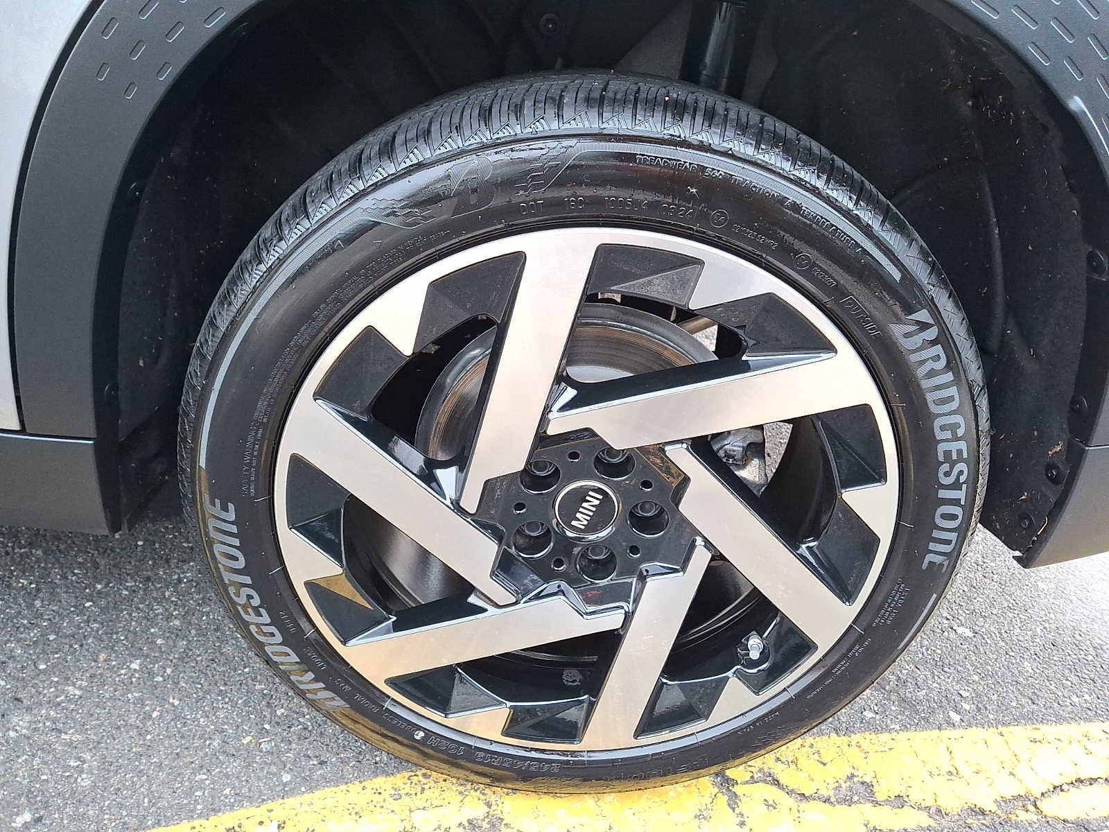 Certified 2025 MINI Cooper Countryman S w/ Comfort Package Max image 8