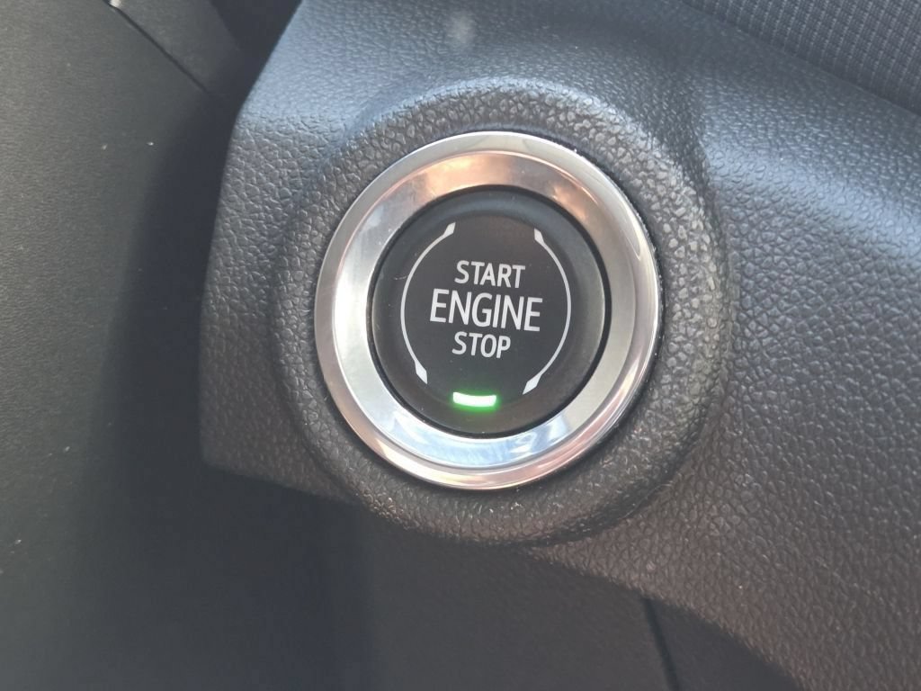 Used 2023 Chevrolet TrailBlazer LT AWD/4WD image 13
