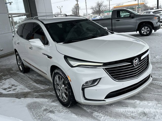 Used 2022 Buick Enclave Premium image 3