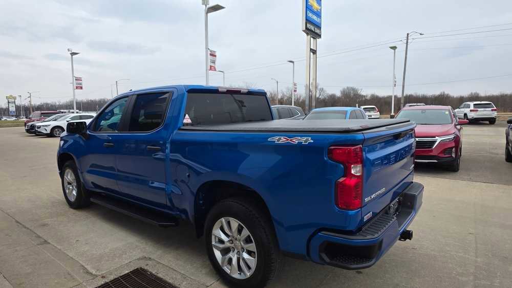 Used 2024 Chevrolet Silverado 1500 Custom image 6