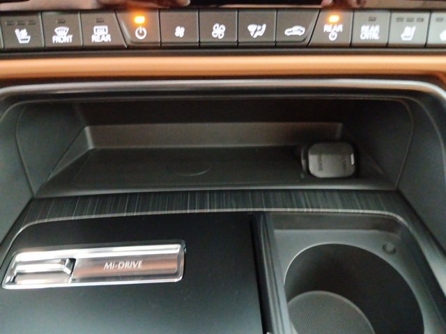 New 2025 MAZDA CX-70 3.3 Turbo S w/ Premium Plus image 35