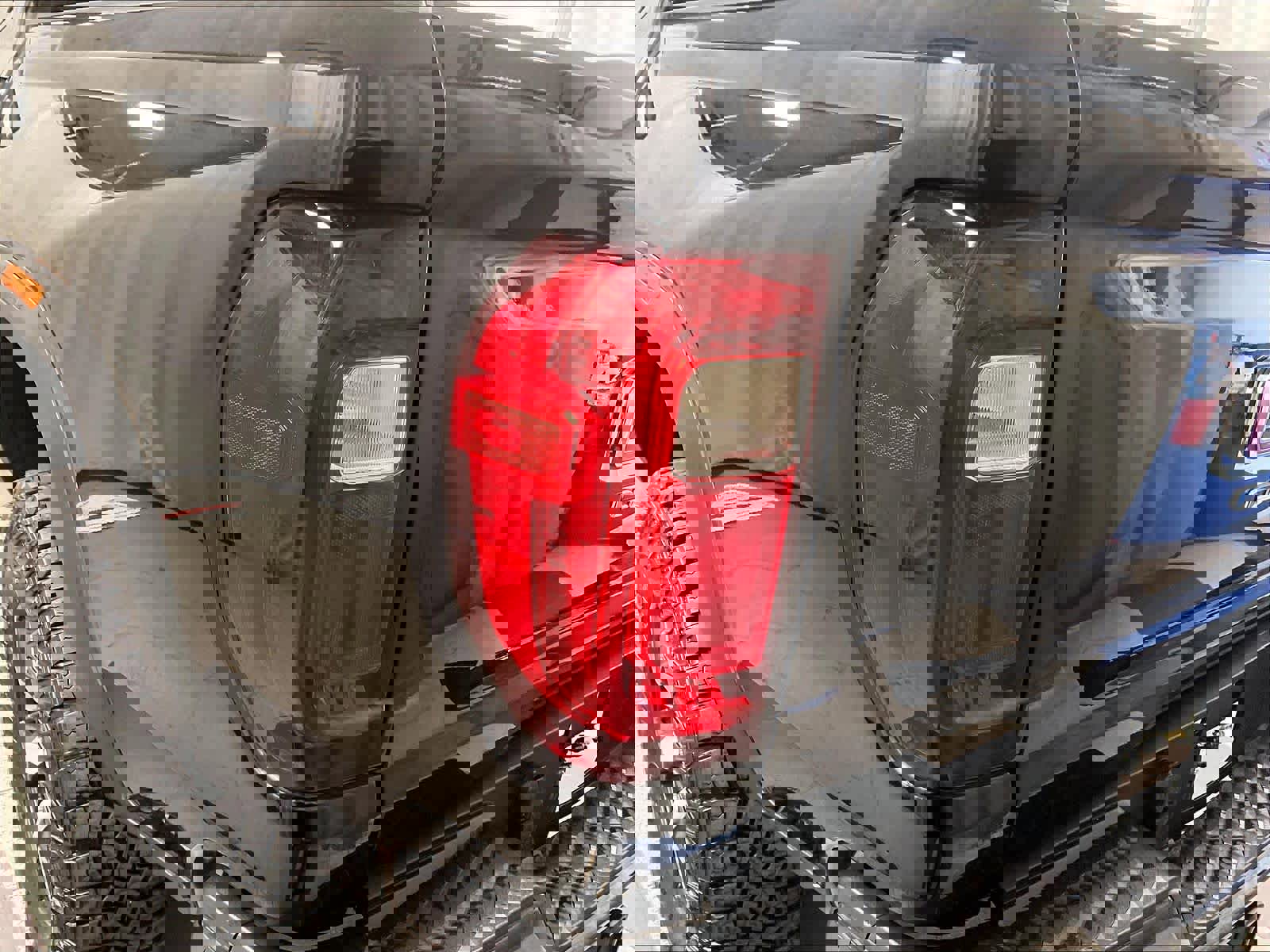 Used 2024 GMC Canyon AT4X image 34