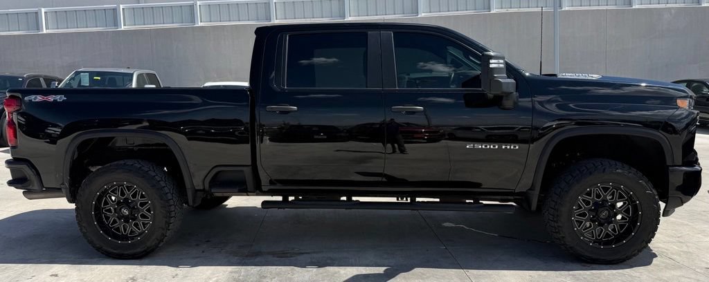 Used 2024 Chevrolet Silverado 2500 Custom w/ Custom Value Package AWD/4WD image 5