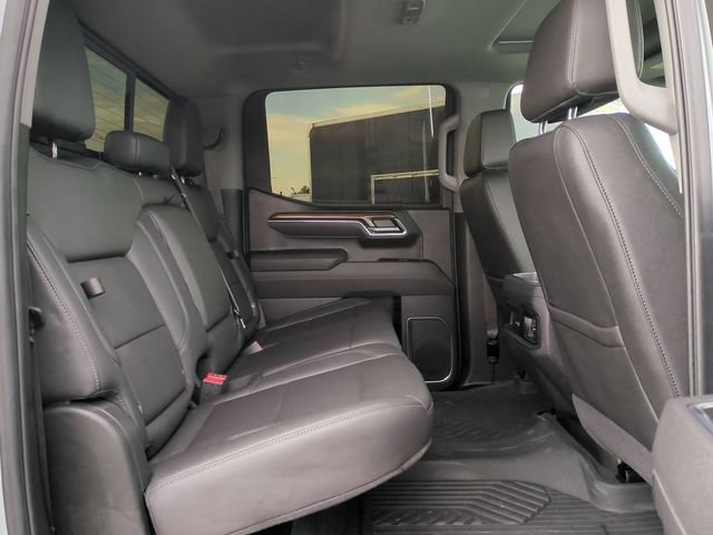 Used 2025 Chevrolet Silverado 1500 LT Trail Boss w/ Convenience Package II AWD/4WD image 35