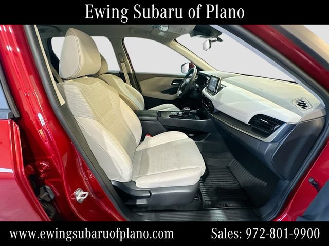 Used 2023 Nissan Rogue SV FWD image 27