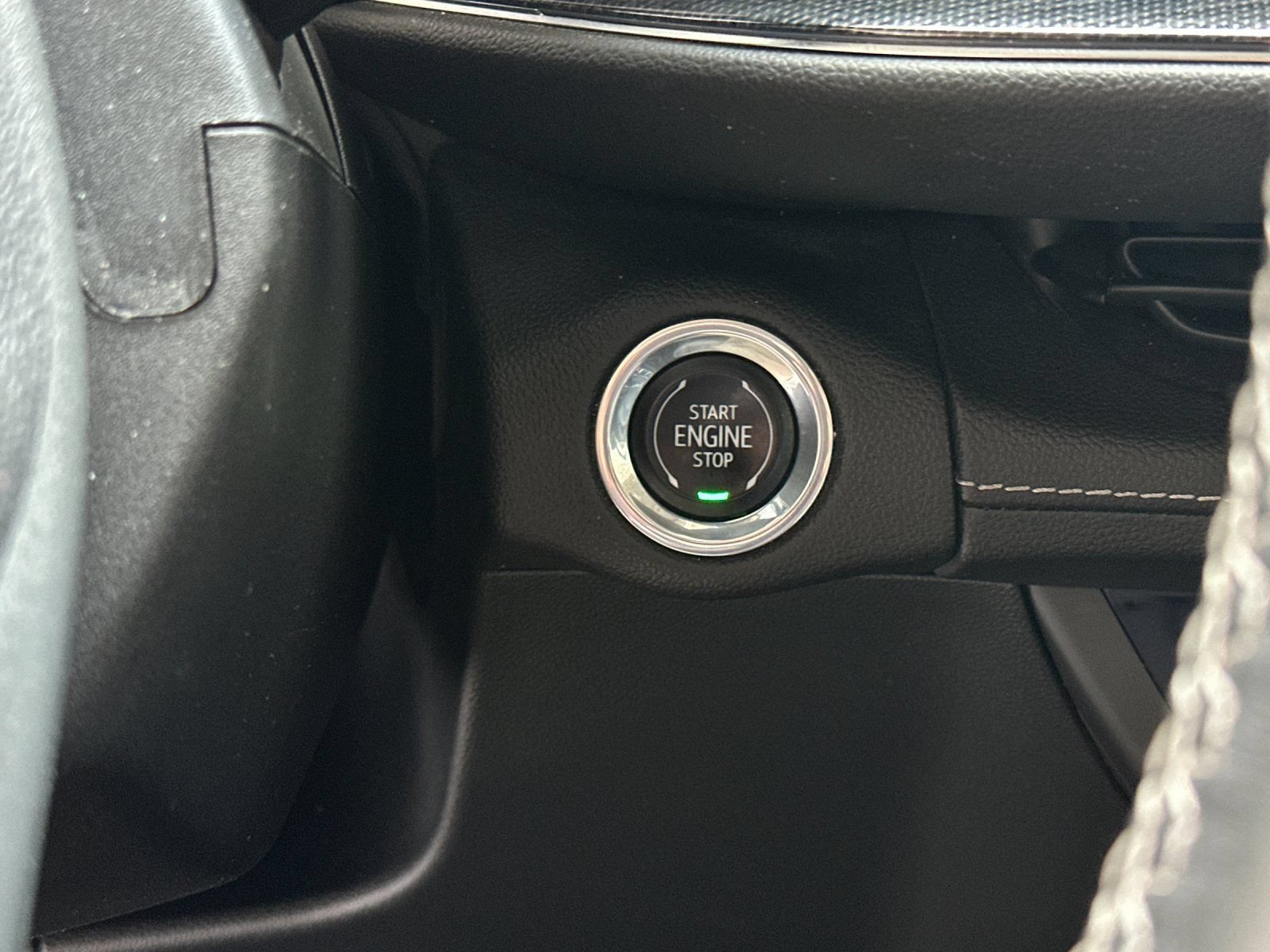 Used 2023 Buick Envision Essence FWD image 20