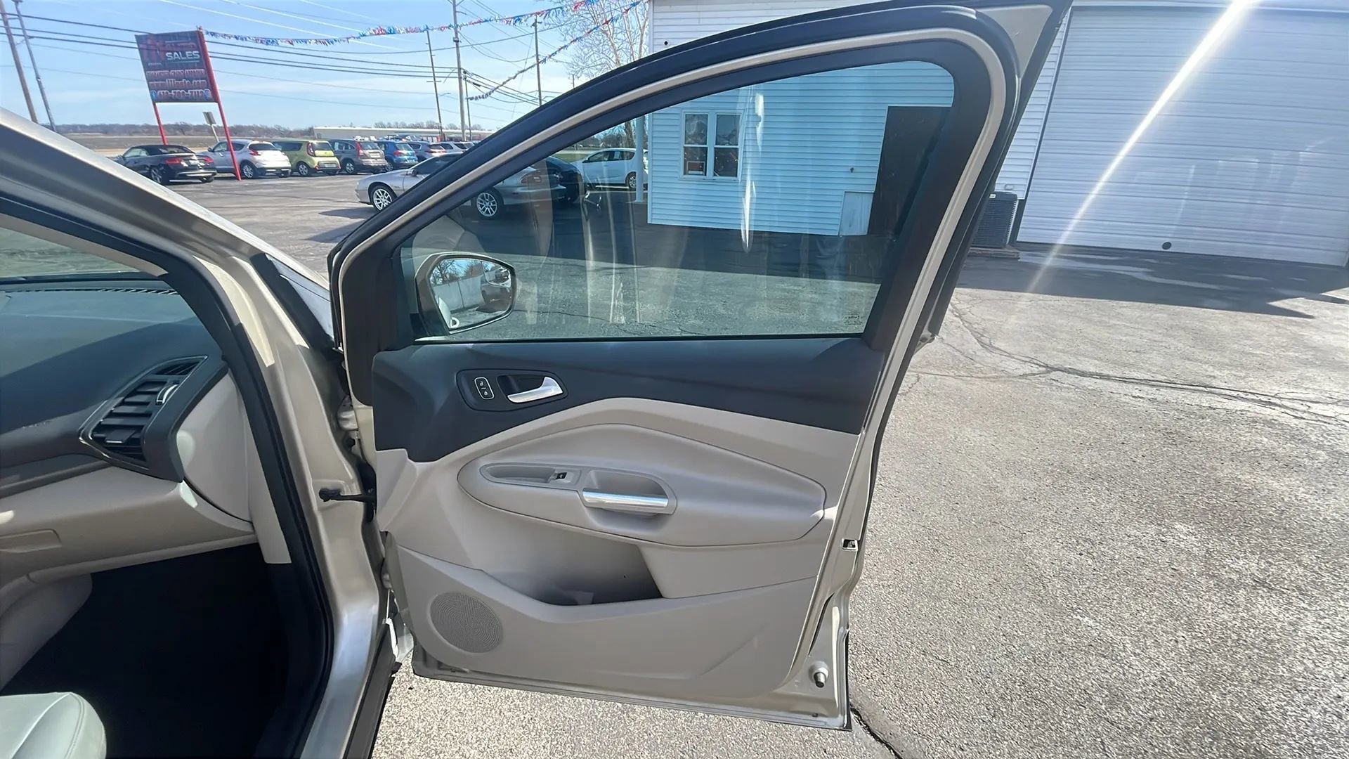 Used 2018 Ford Escape SEL image 28