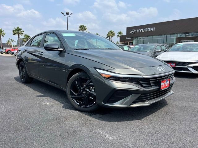 New 2026 Hyundai Elantra Sport FWD image 1