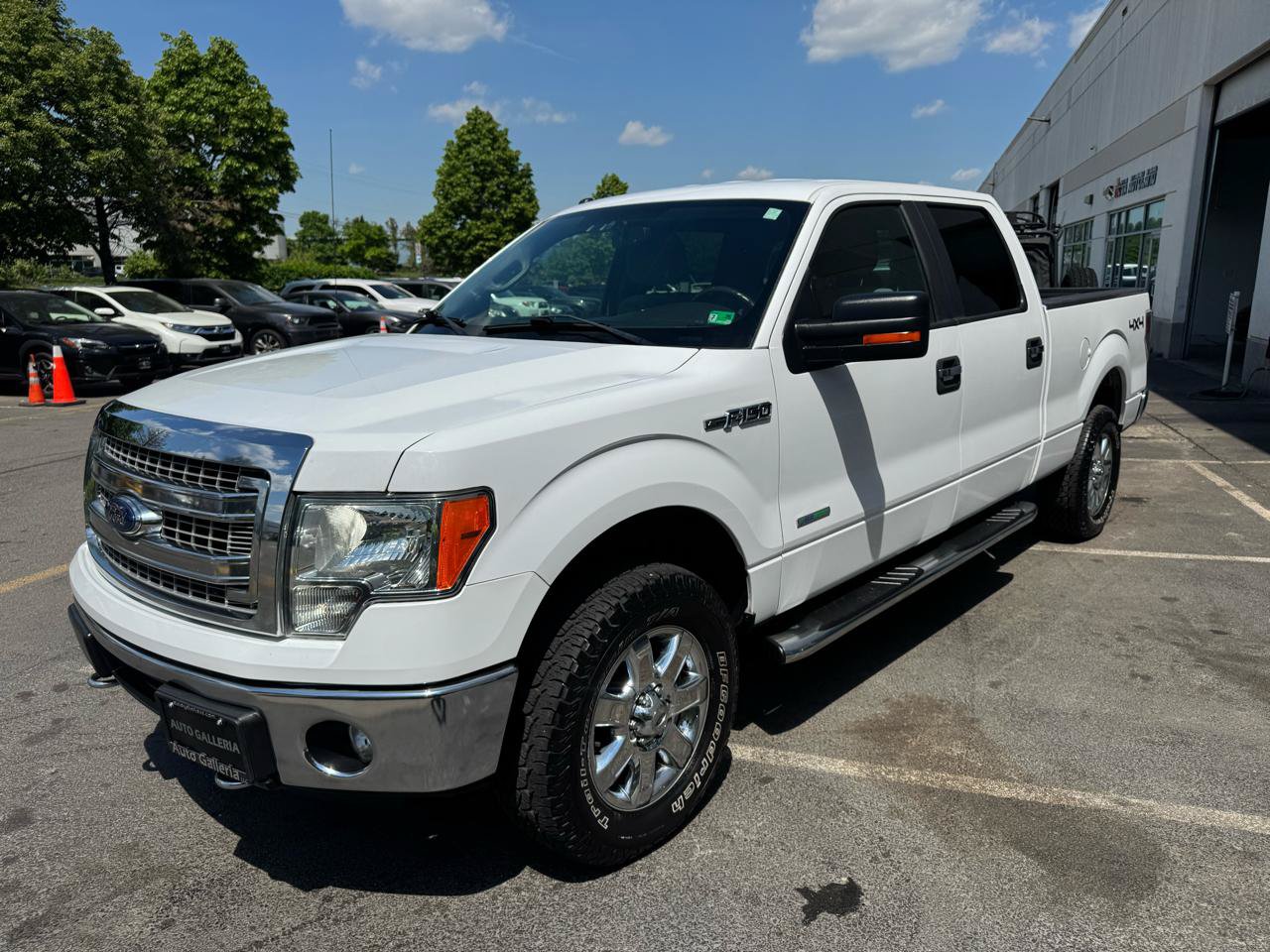 Used 2014 Ford F150 XLT w/ Equipment Group 302A Luxury AWD/4WD image 9