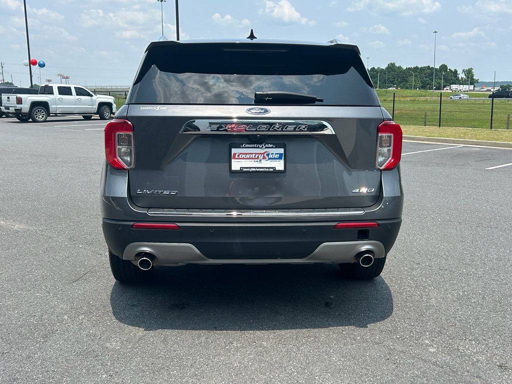 Used 2023 Ford Explorer Limited image 7
