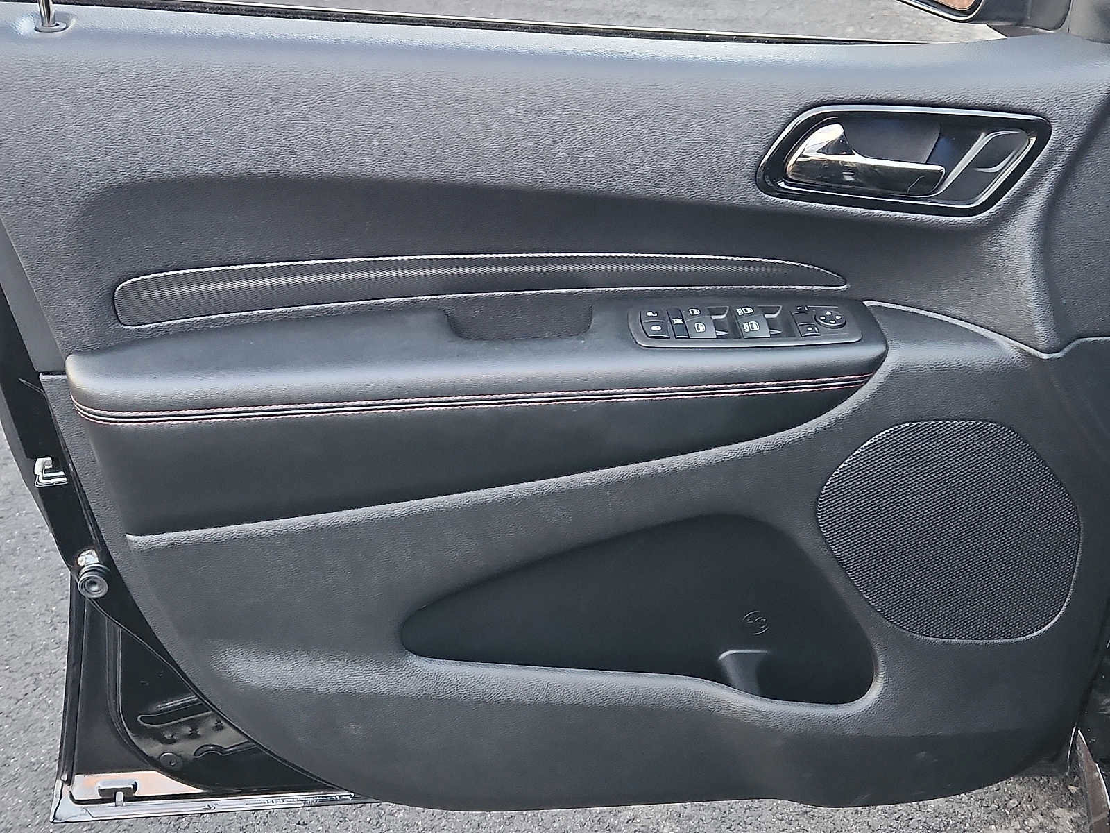 Used 2025 Dodge Durango GT image 13