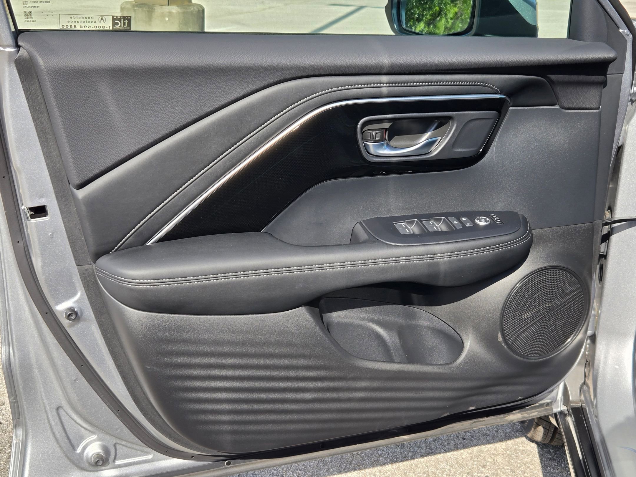 Certified 2025 Acura ADX FWD image 10