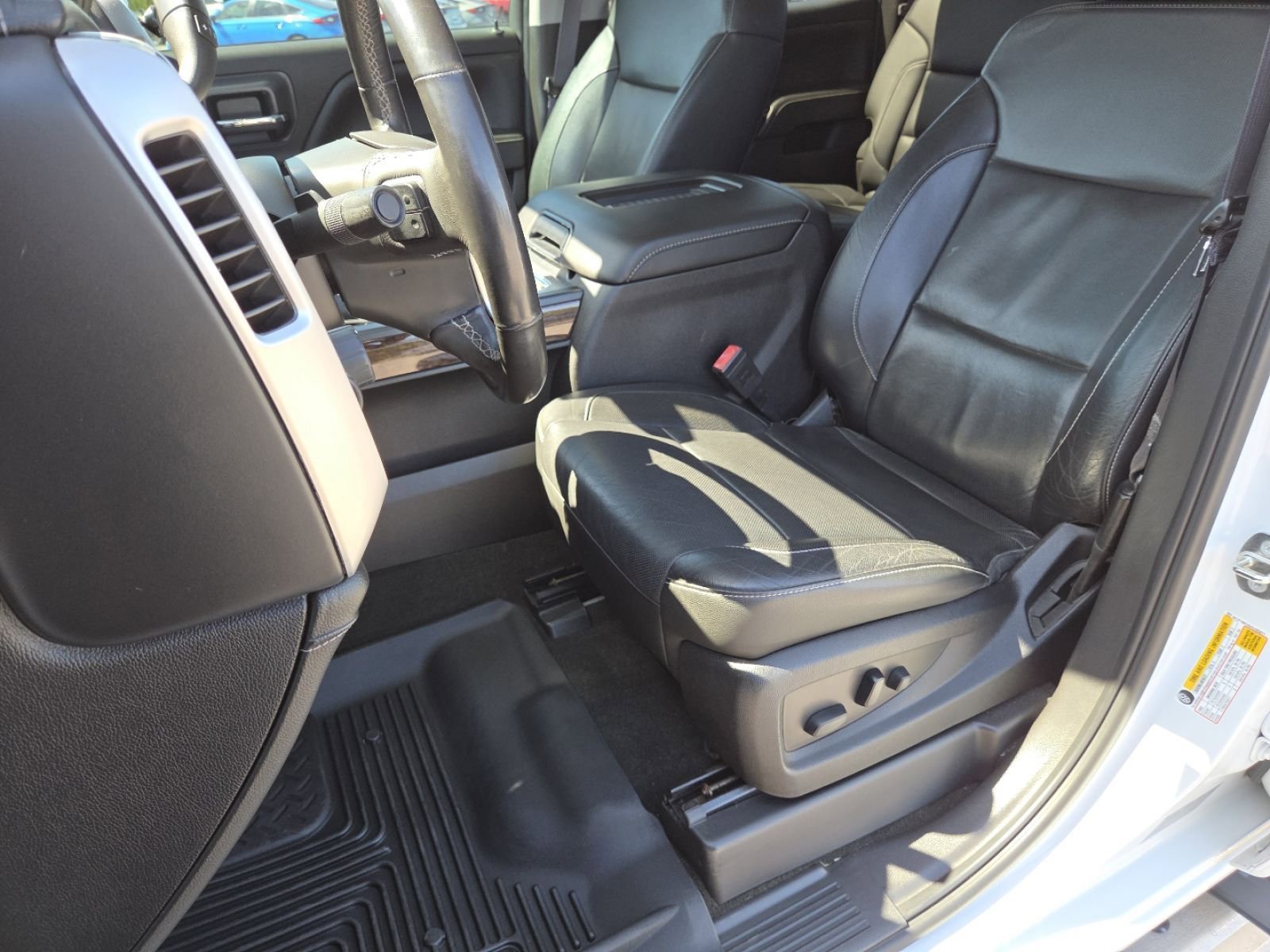 Used 2017 GMC Sierra 1500 SLT w/ SLT Premium Package image 26