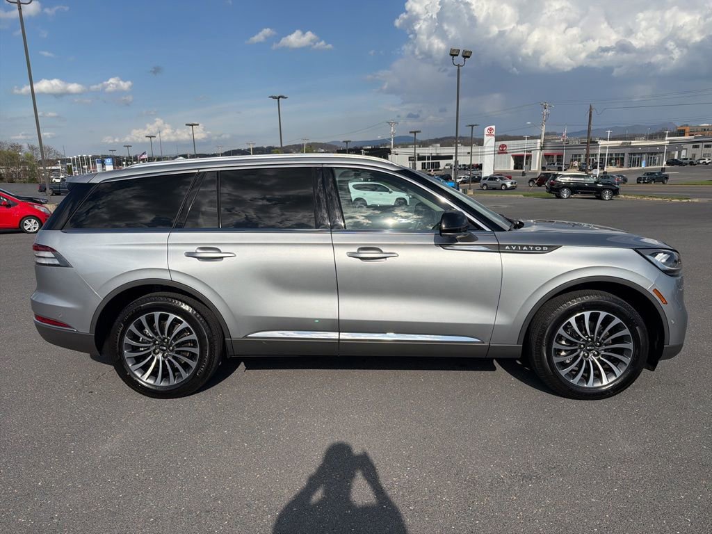 Used 2023 Lincoln Aviator Reserve w/ Elements Package Plus image 6