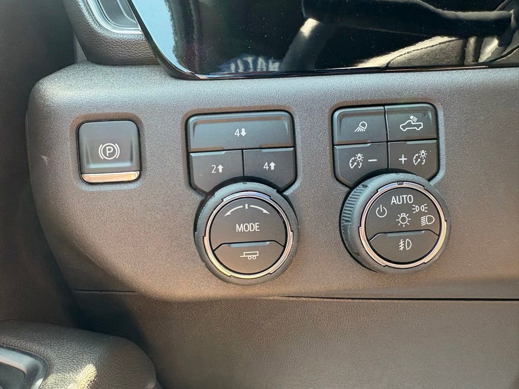 New 2026 Chevrolet Silverado 3500 LT w/ All Star Edition AWD/4WD image 18