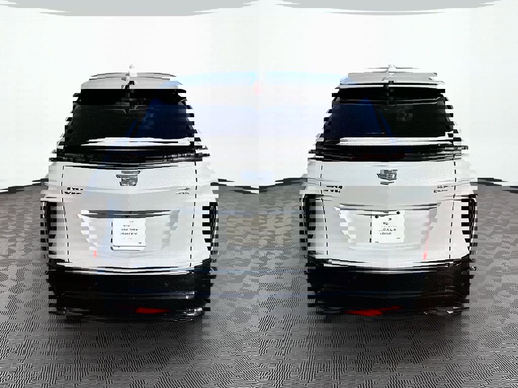 New 2026 Cadillac Lyriq Luxury image 6