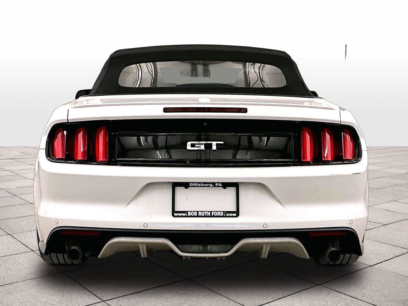 Used 2017 Ford Mustang GT Premium w/ Equipment Group 401A RWD image 4