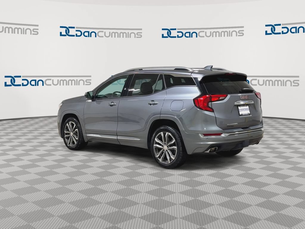 Used 2020 GMC Terrain Denali w/ Denali Premium Package FWD image 6