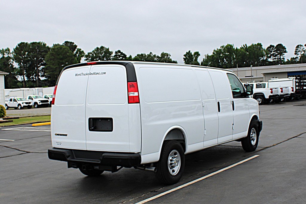 Used 2025 Chevrolet Express 2500 Extended w/ Driver Convenience Package RWD image 5