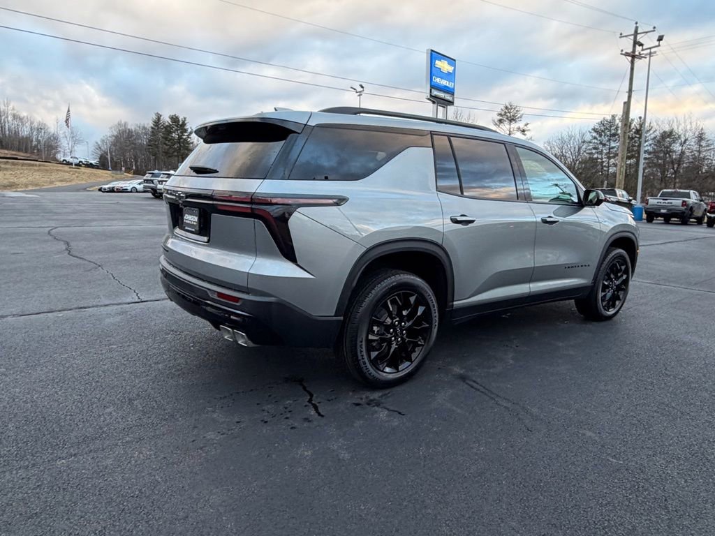 New 2026 Chevrolet Traverse LT w/ Midnight/Sport Edition image 7