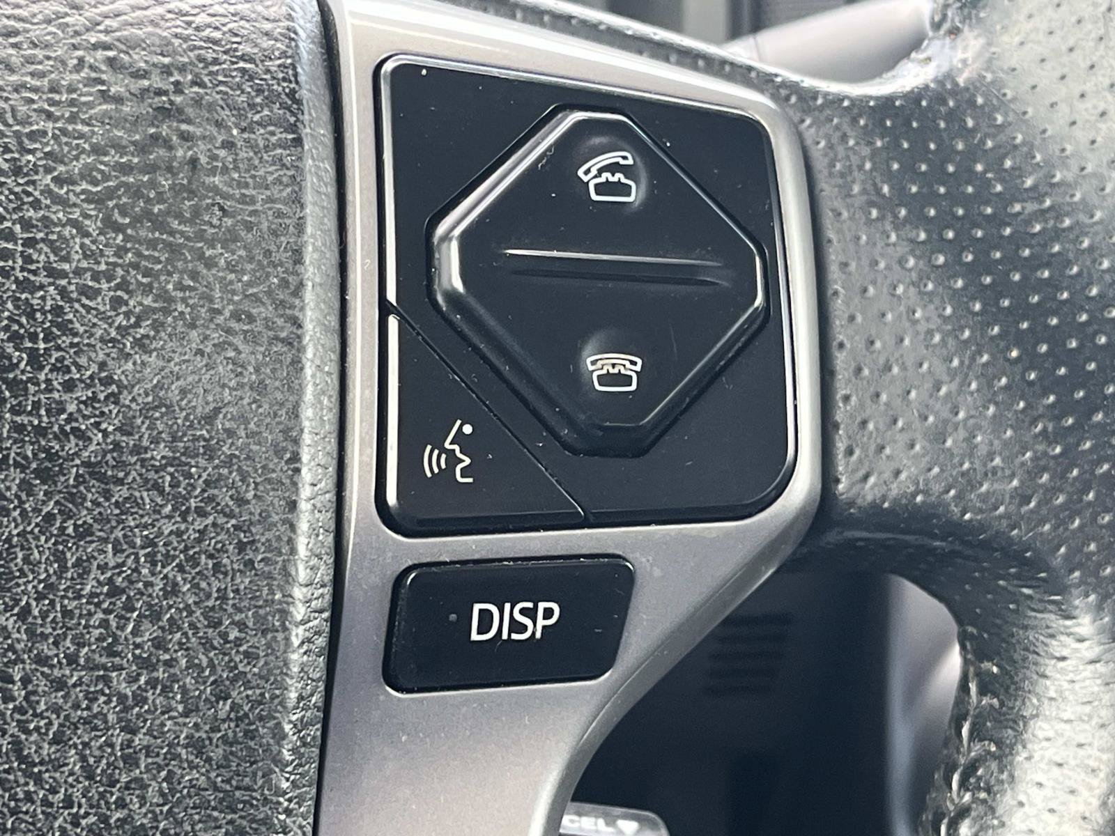 Used 2017 Toyota 4Runner Limited AWD/4WD image 36