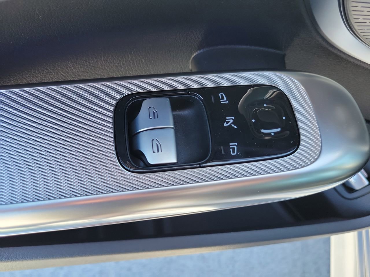 New 2026 Mercedes-Benz CLE 450 4MATIC Coupe image 11
