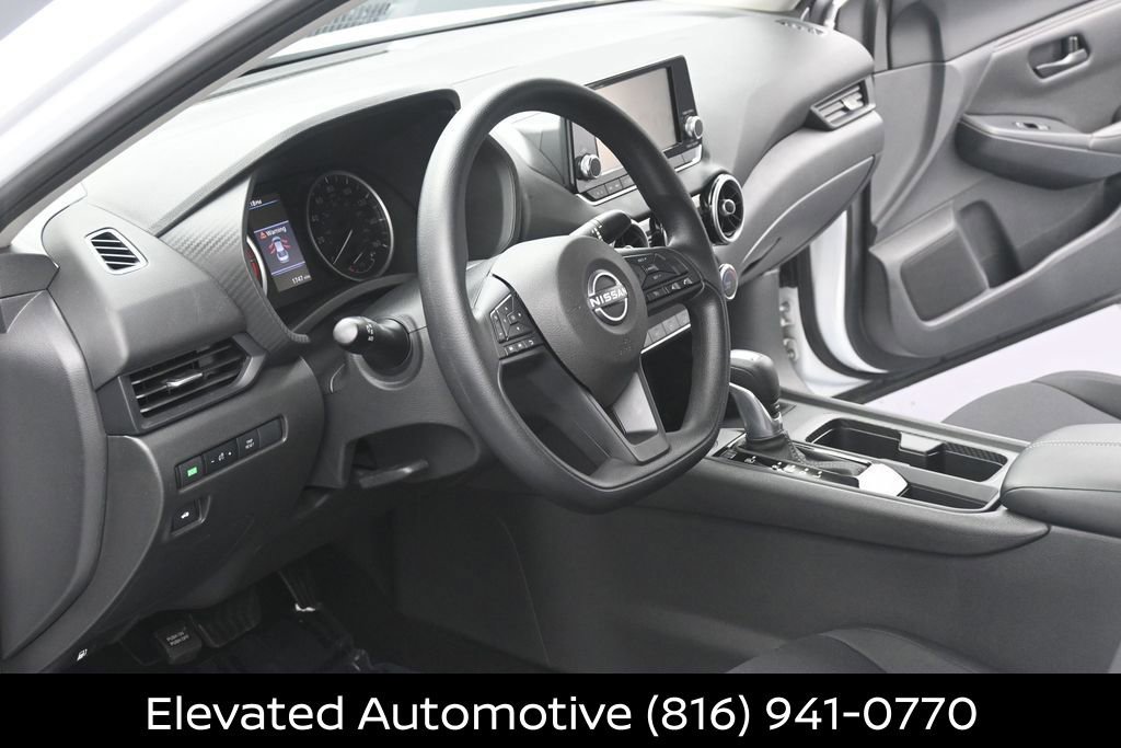 Certified 2025 Nissan Sentra S FWD image 7