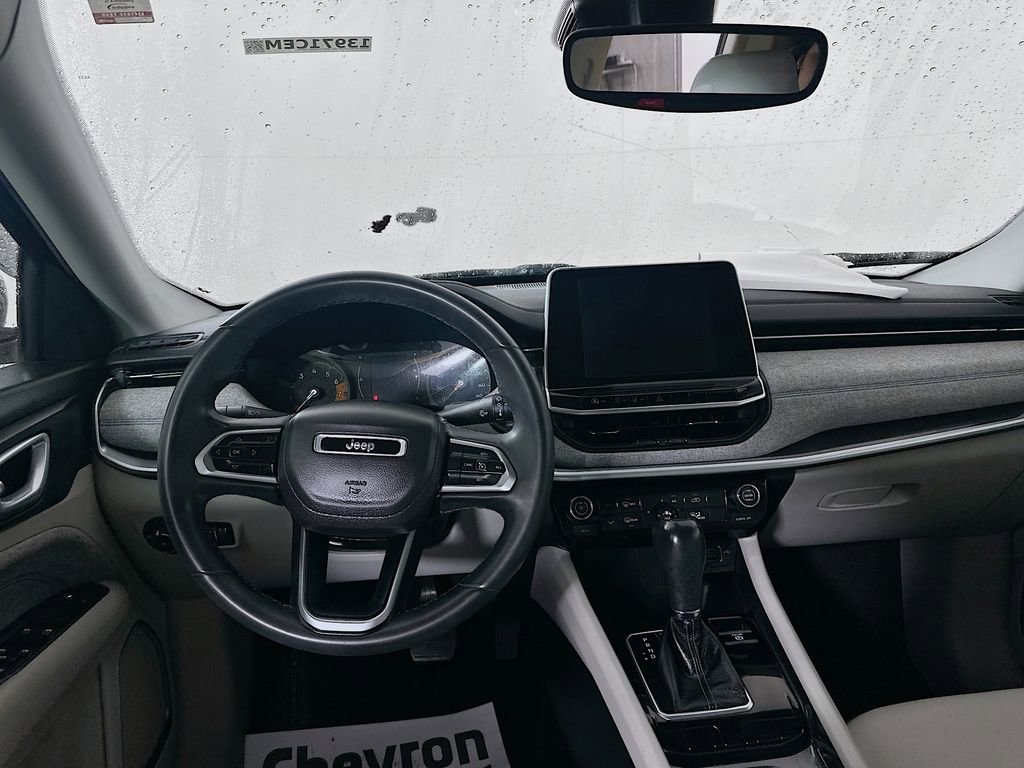 Used 2022 Jeep Compass Latitude image 20