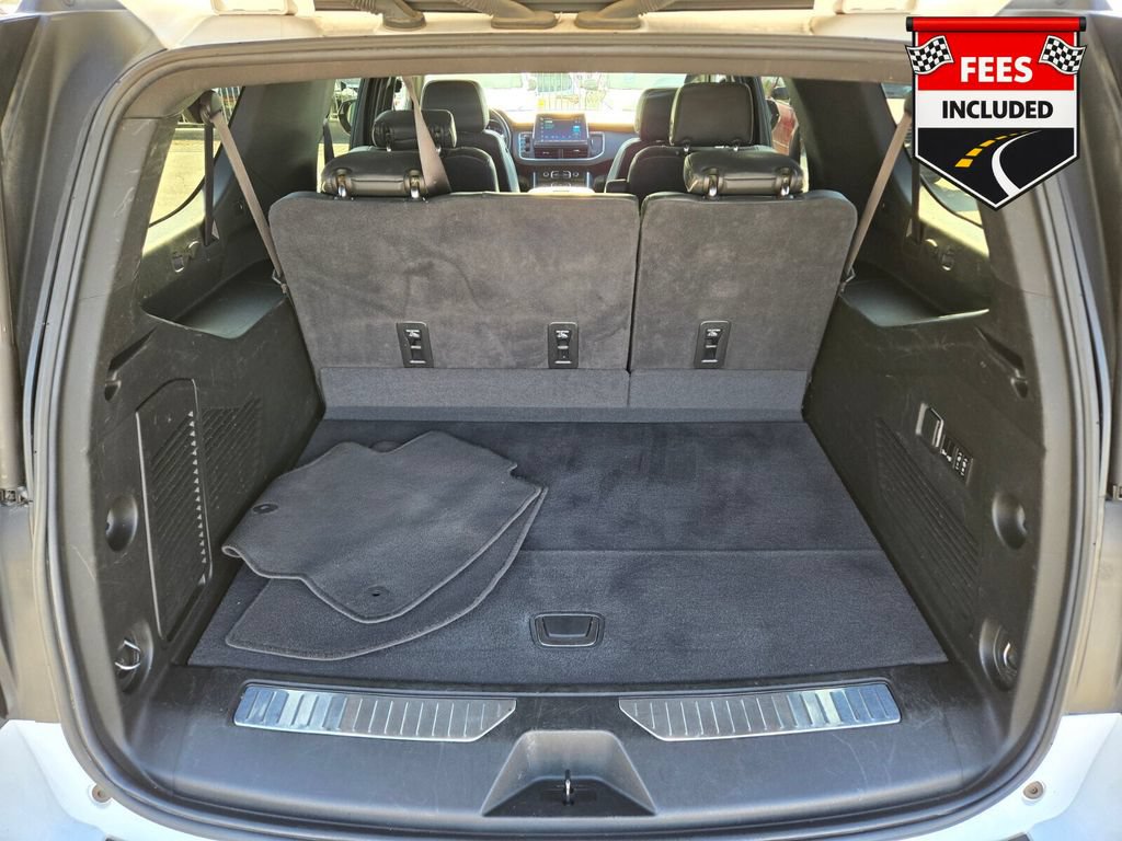 Used 2023 Chevrolet Suburban Premier RWD image 19