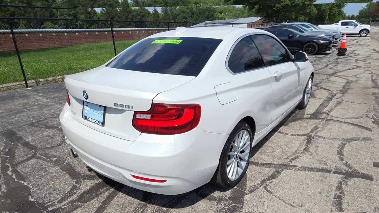 Used 2015 BMW 228i xDrive Coupe AWD/4WD image 8