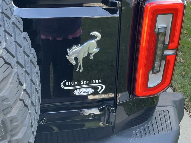 Used 2022 Ford Bronco Badlands image 6