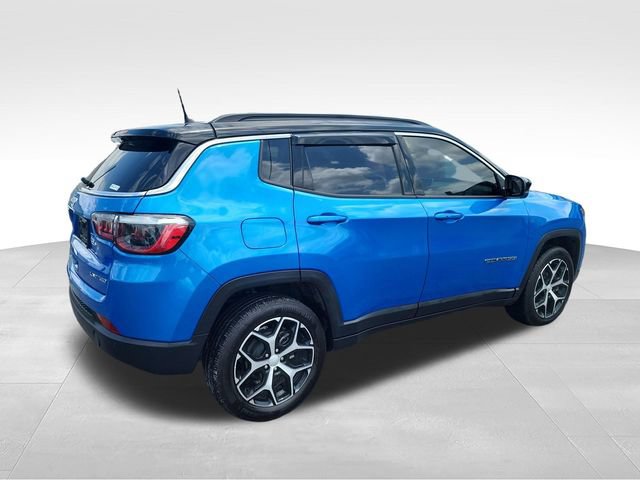 Used 2024 Jeep Compass Limited AWD/4WD image 11