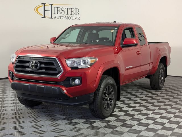Used 2023 Toyota Tacoma SR5 AWD/4WD image 4