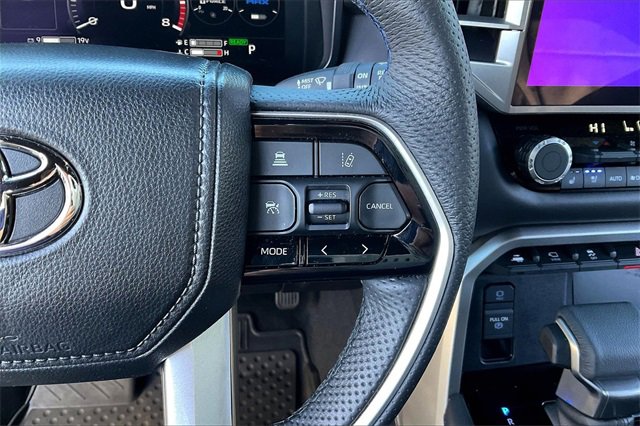 Used 2025 Toyota Sequoia Platinum image 19