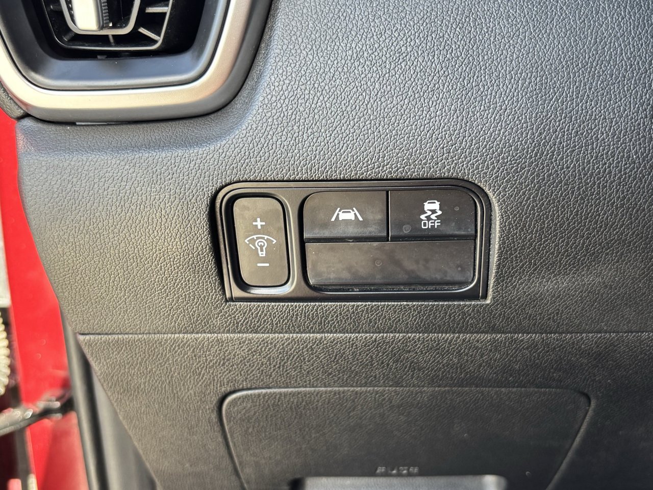 Used 2021 Kia Sorento LX AWD/4WD image 30