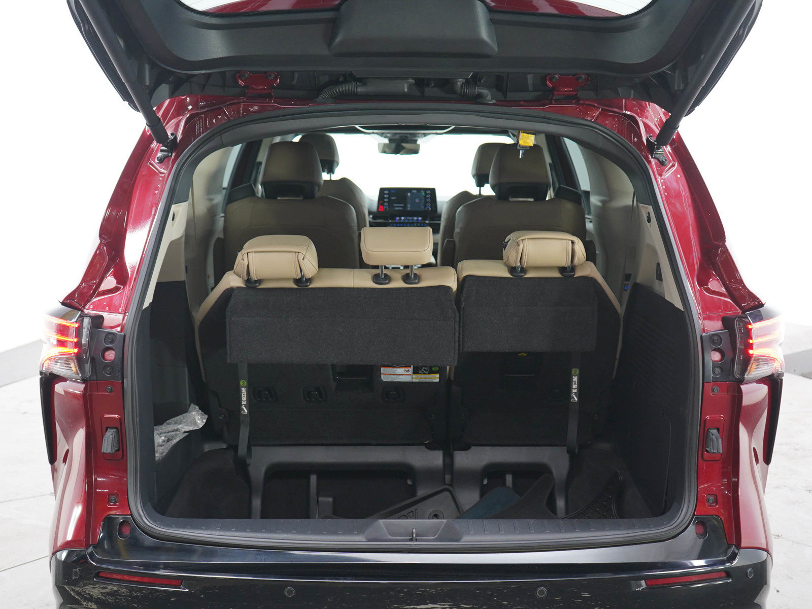 Used 2024 Toyota Sienna Limited AWD/4WD image 18