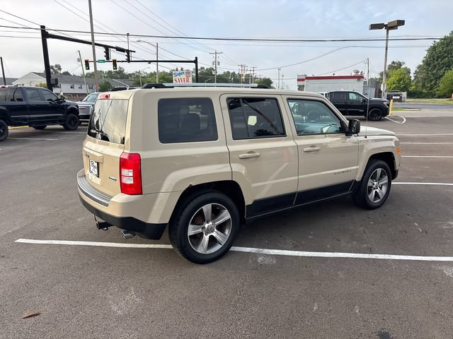 Used 2016 Jeep Patriot High Altitude FWD image 27