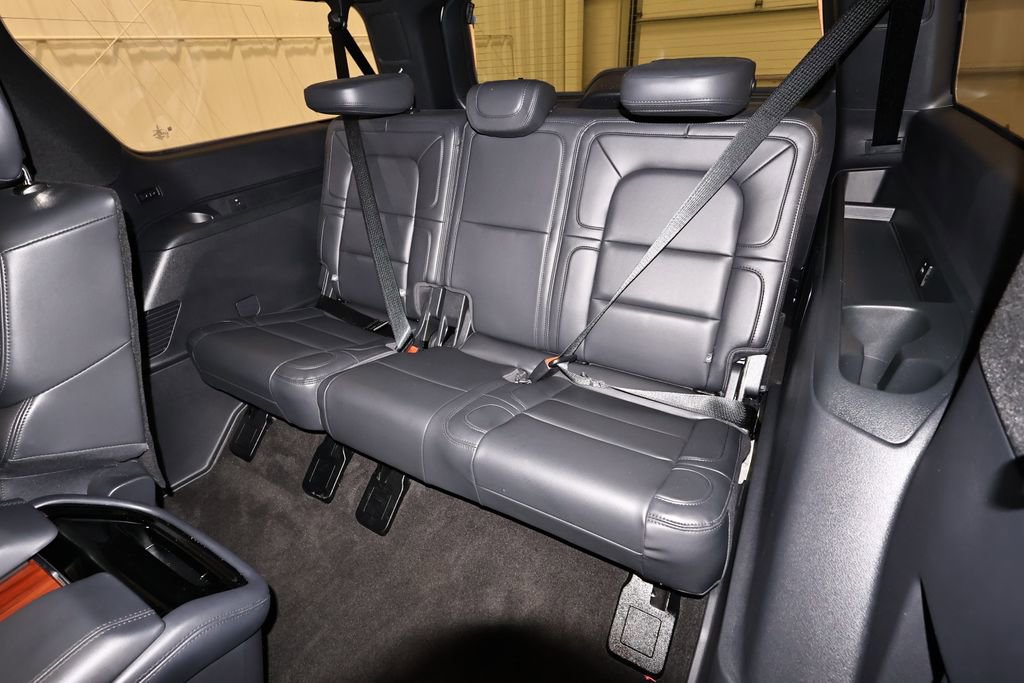 Used 2024 Lincoln Navigator L Reserve AWD/4WD image 18